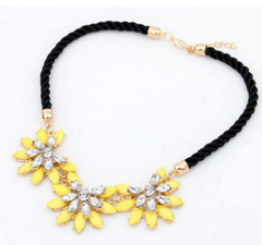 Link Chain Crystal Flower Necklace